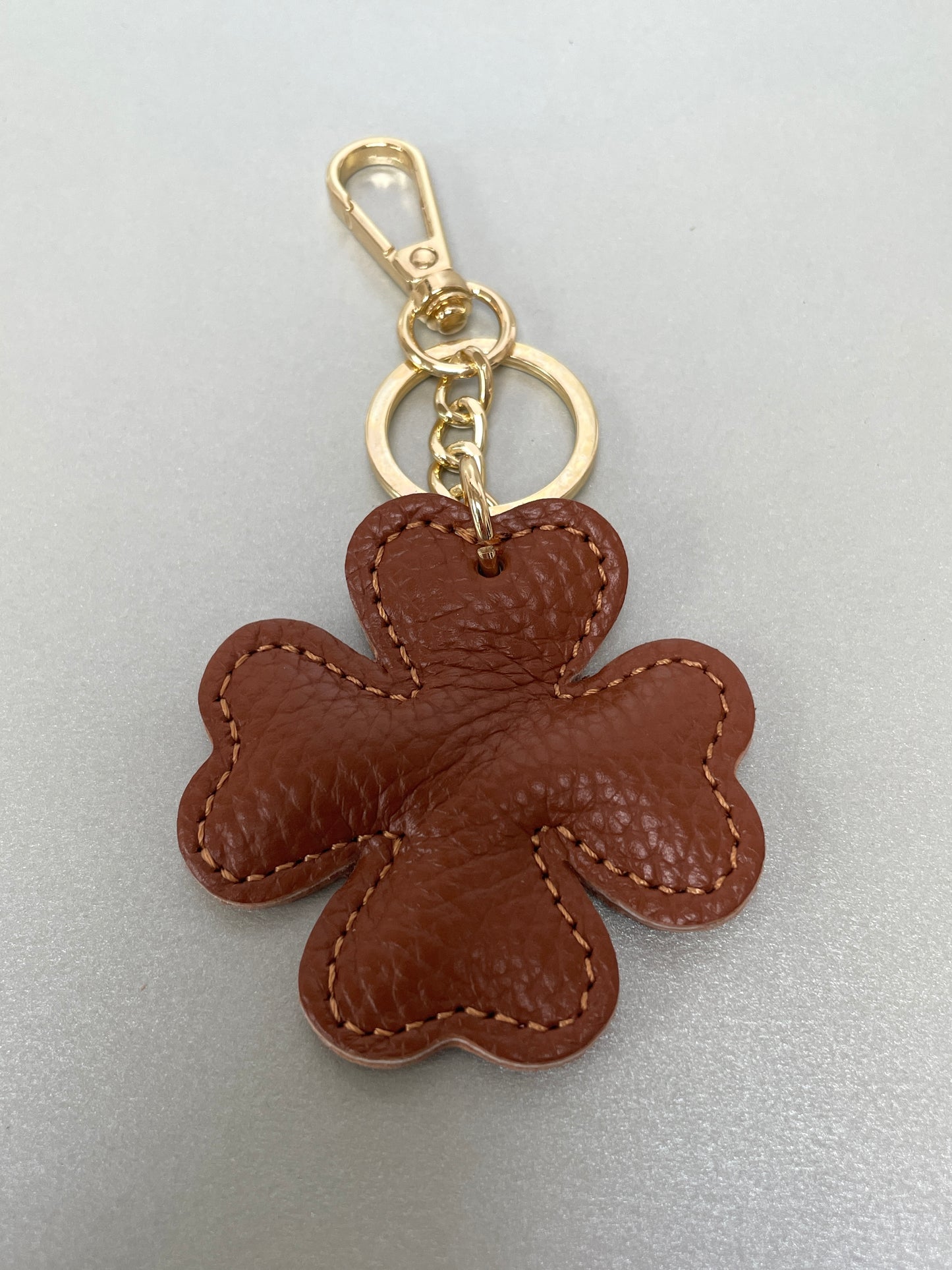 Key/bag pendant four-leaf clover