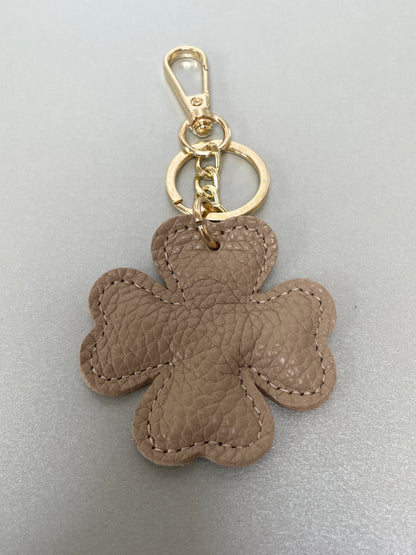 Key/bag pendant four-leaf clover