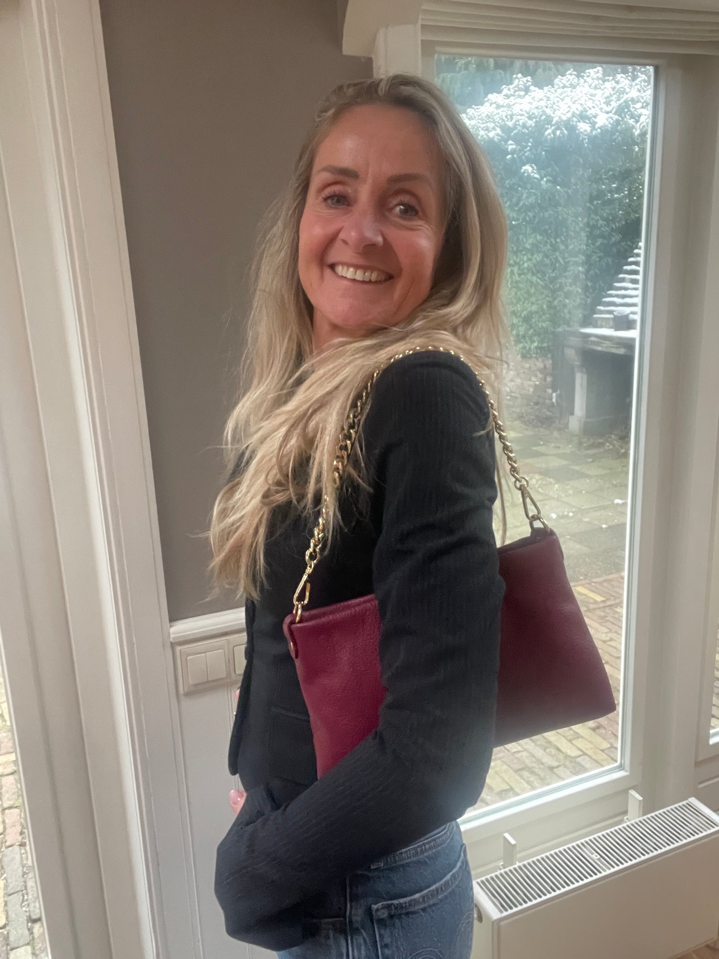 Leren tas met gouden ketting bordeaux