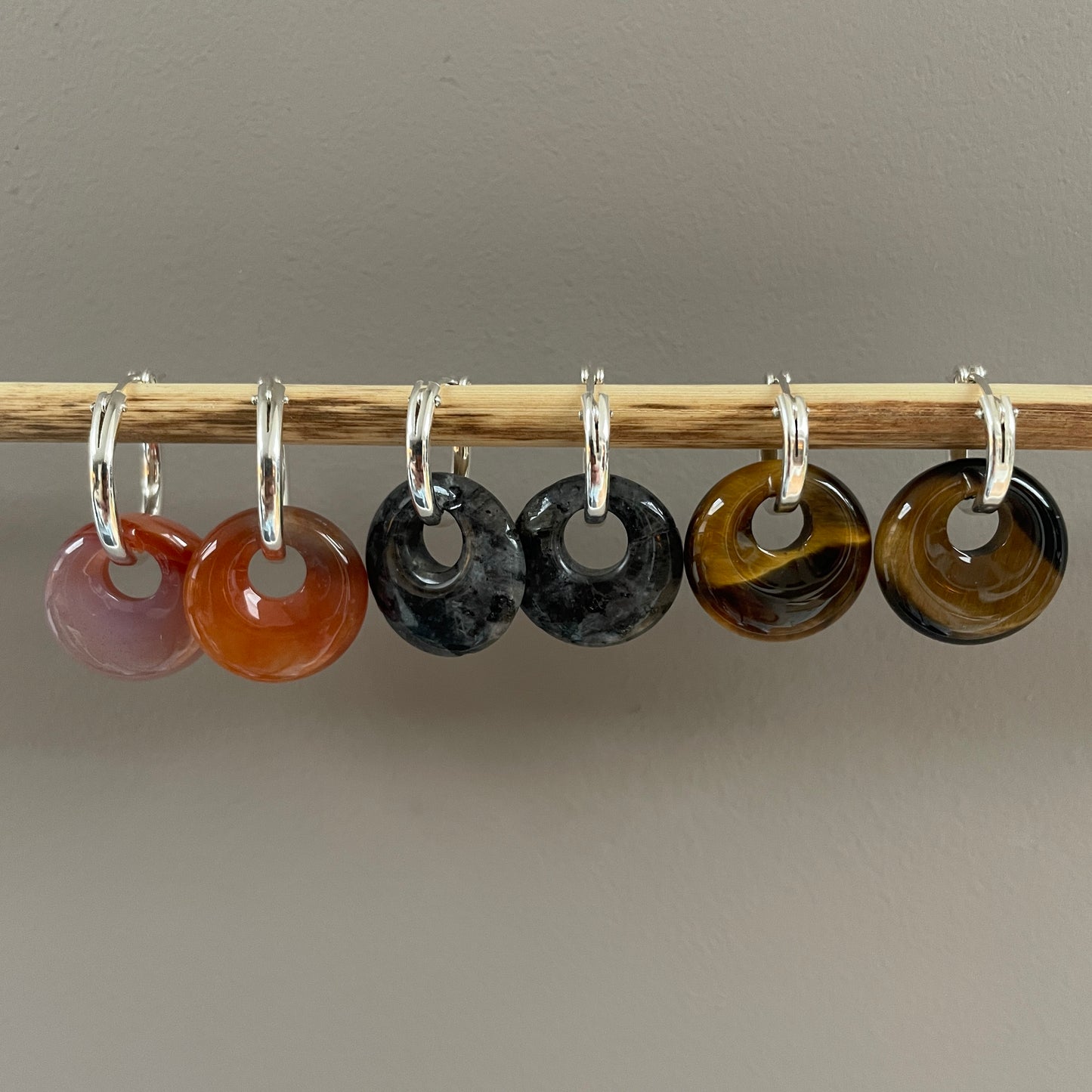 Hanger donut edelsteen
