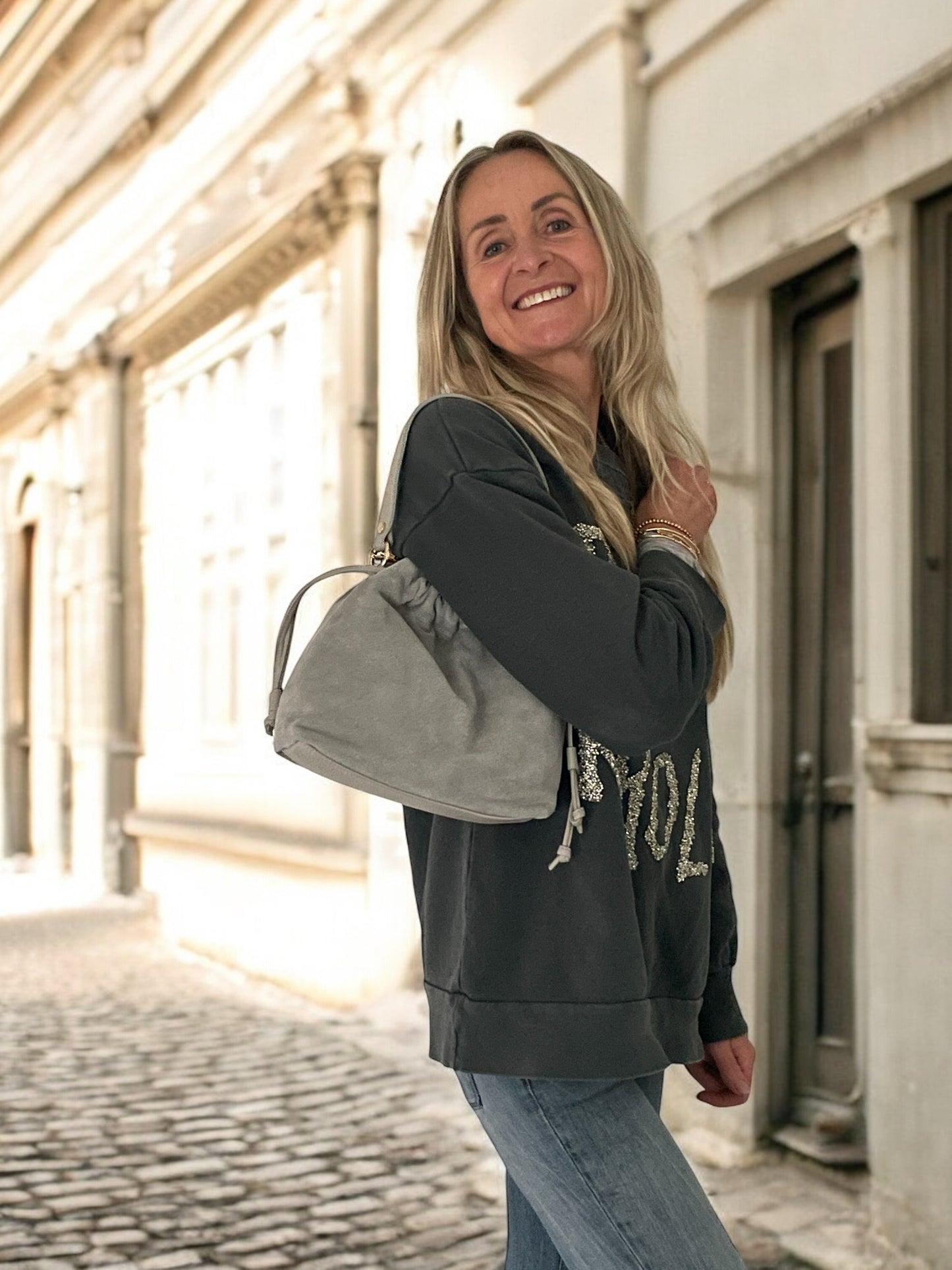 Suède tas met trekkoord